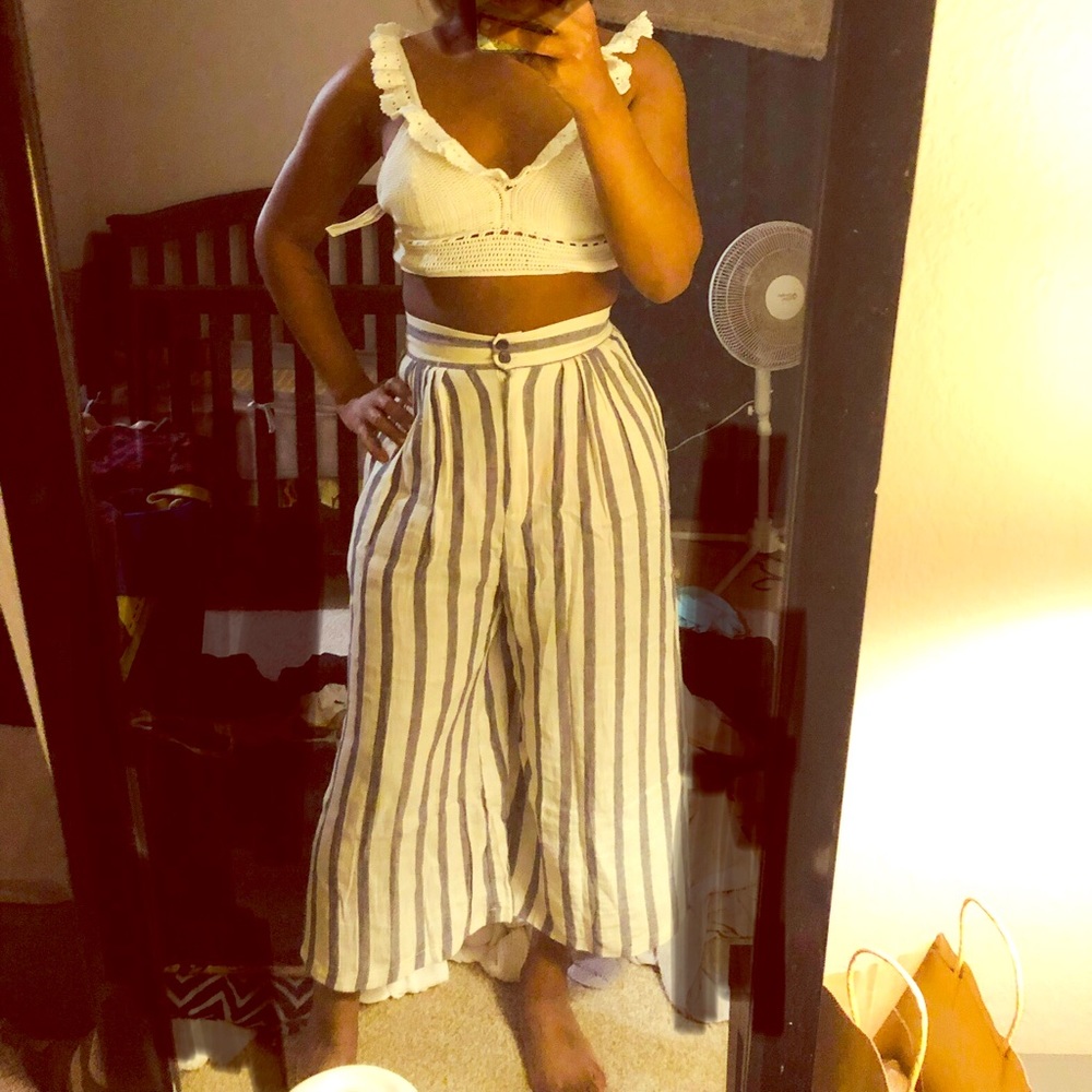 Wide leg pants